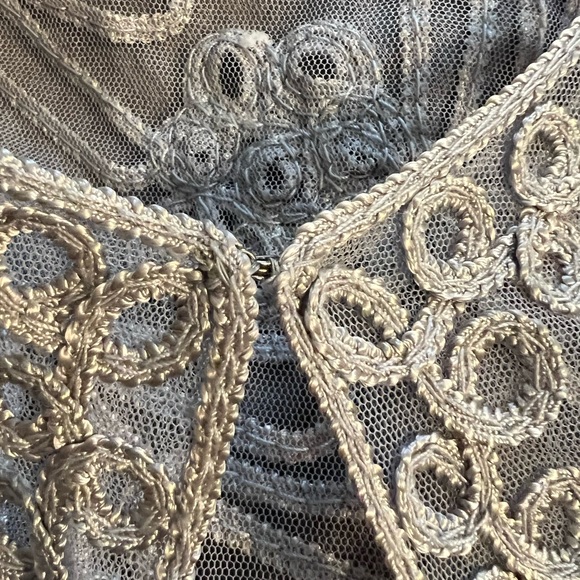 Bolero - Picture 5 of 6